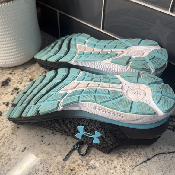 Under Armour Women's Black and Teal Athletic Shoes - Picture 5 of 8